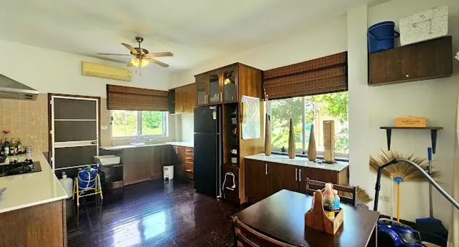 Villa zum Kauf mit 3 Zimmer in Hua Hin, Prachuap Khiri Khan