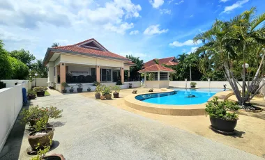 Villa zum Kauf mit 3 Zimmer in Hua Hin, Prachuap Khiri Khan