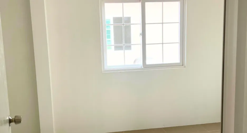 Reihenhaus zum Kauf mit 3 Zimmer in Mueang Samut Prakan, Samut Prakan