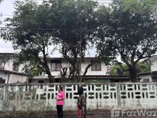 Casa en venta de 4 habitaciones en Khan Na Yao, Bangkok