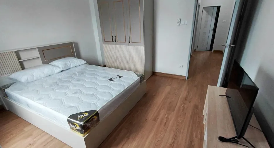 For rent 3 bedrooms house in San Kamphaeng, Chiang Mai