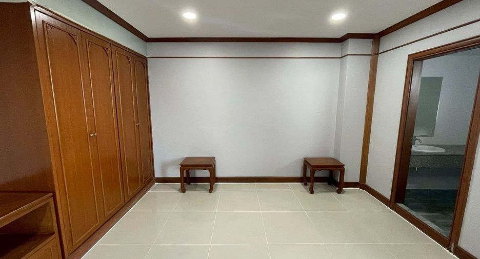À vendre 1 chambre condo à Lak Si, Bangkok