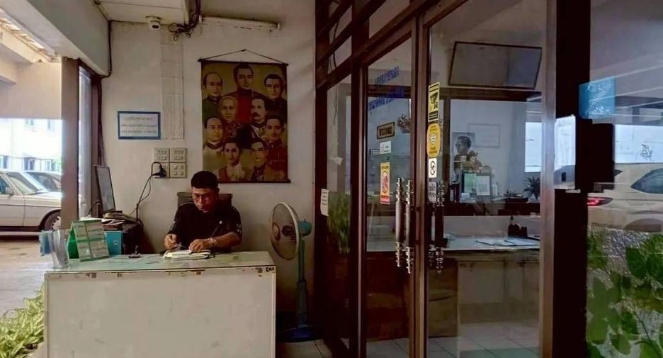 Wohnung zum Kauf mit 1 Zimmer in Bang Phlat, Bangkok