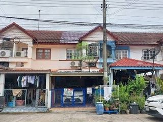 Casa adosada en venta de 2 habitaciones en Nong Chok, Bangkok