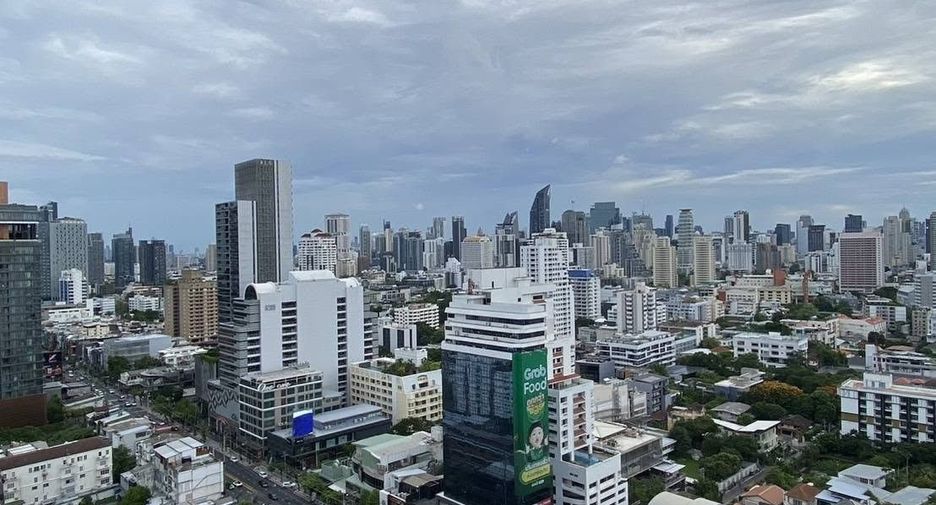 For sale 1 bed condo in Watthana, Bangkok