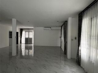 For sale 5 bedrooms house in Wang Thonglang, Bangkok