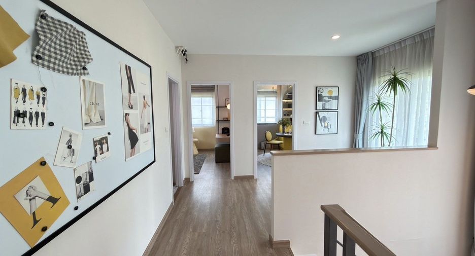 Casa en venta de 4 habitaciones en Bang Phli, Samut Prakan