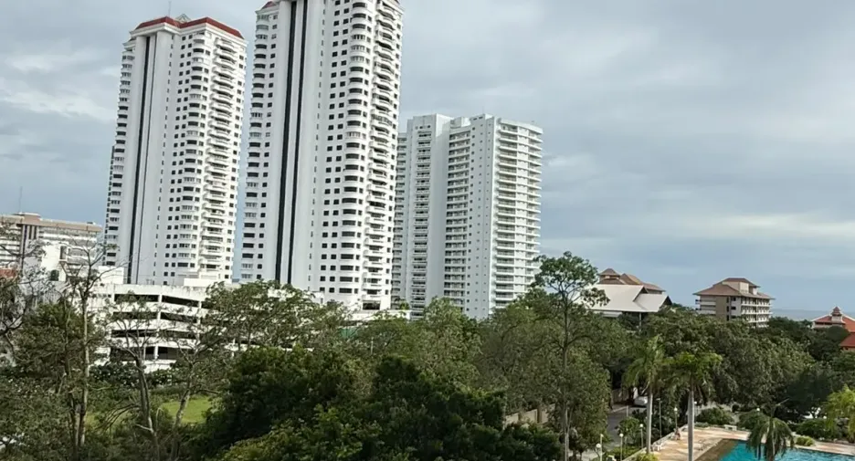 For rent スタジオ condo in Bang Lamung, Chonburi