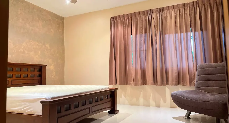 For rent and for sale 3 bedrooms villa in Bang Lamung, Chonburi
