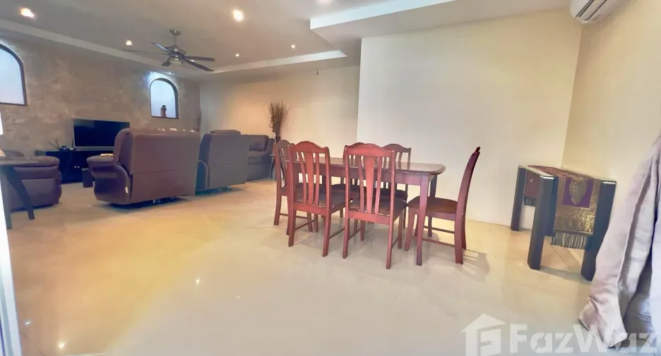 For rent and for sale 3 bedrooms villa in Bang Lamung, Chonburi