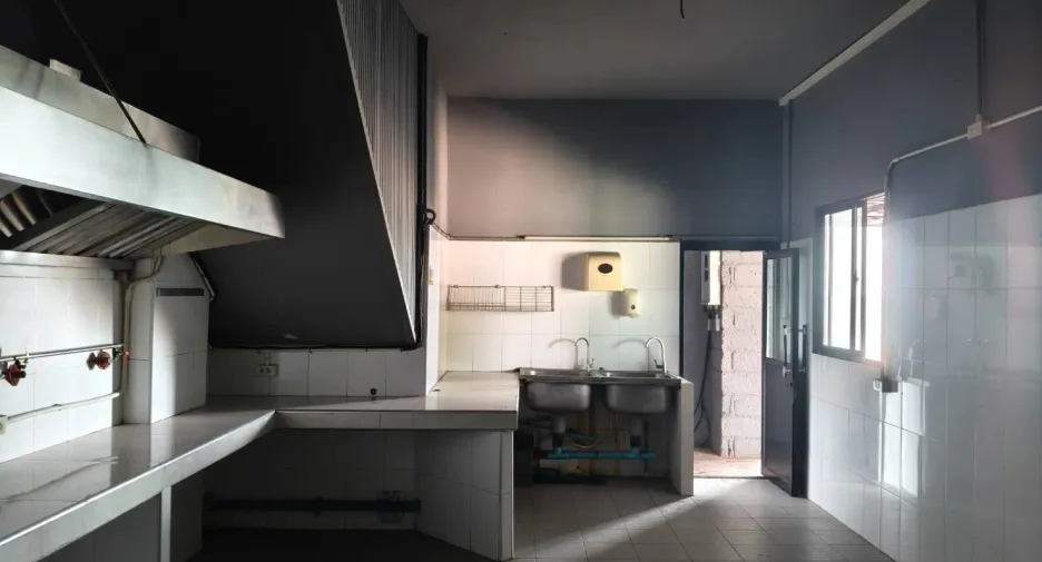 Gewerbefläche zur Miete mit 3 Zimmer in Ko Pha-ngan, Surat Thani
