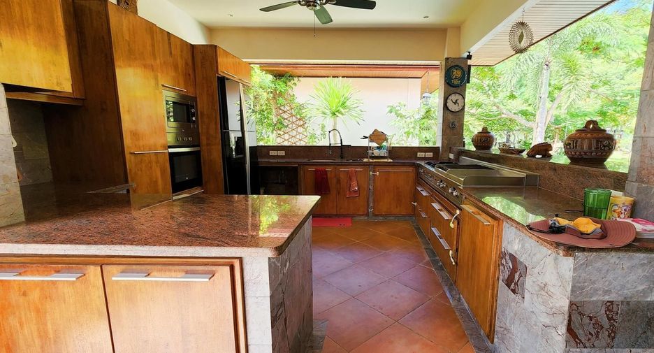 Villa en venta de 5 habitaciones en Sam Roi Yot, Prachuap Khiri Khan