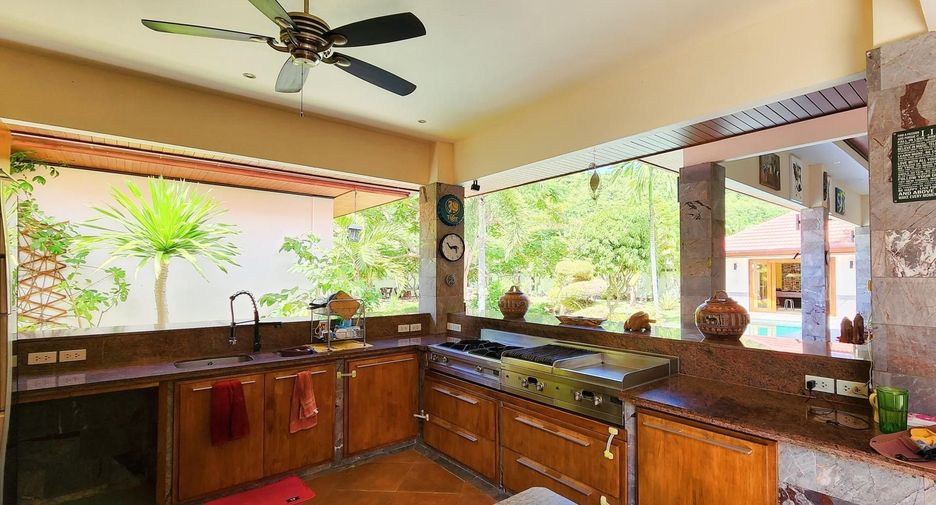 Villa en venta de 5 habitaciones en Sam Roi Yot, Prachuap Khiri Khan