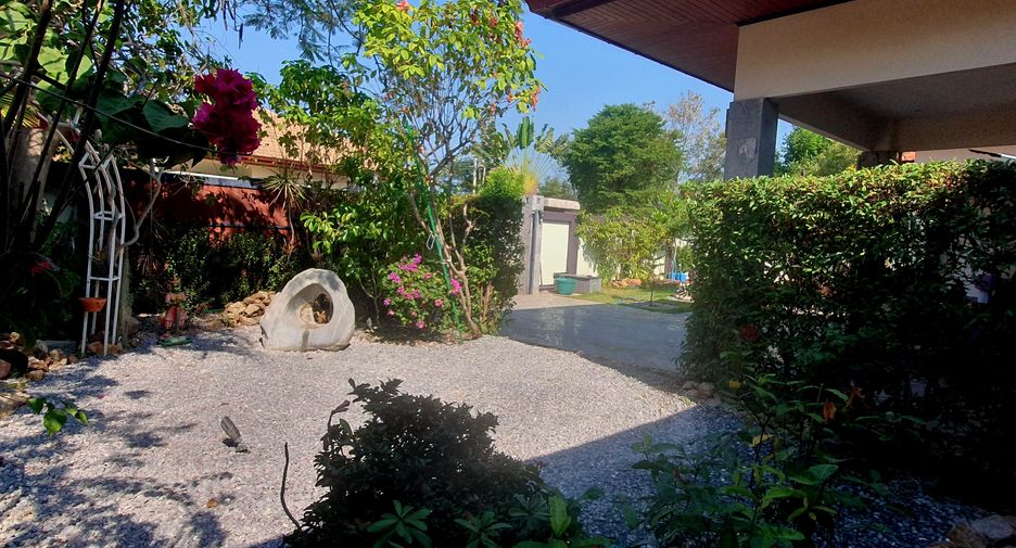 Villa en venta de 5 habitaciones en Sam Roi Yot, Prachuap Khiri Khan