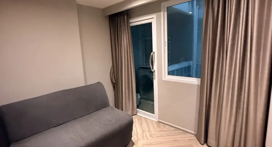 À louer 2 chambres condo à Bang Kapi, Bangkok