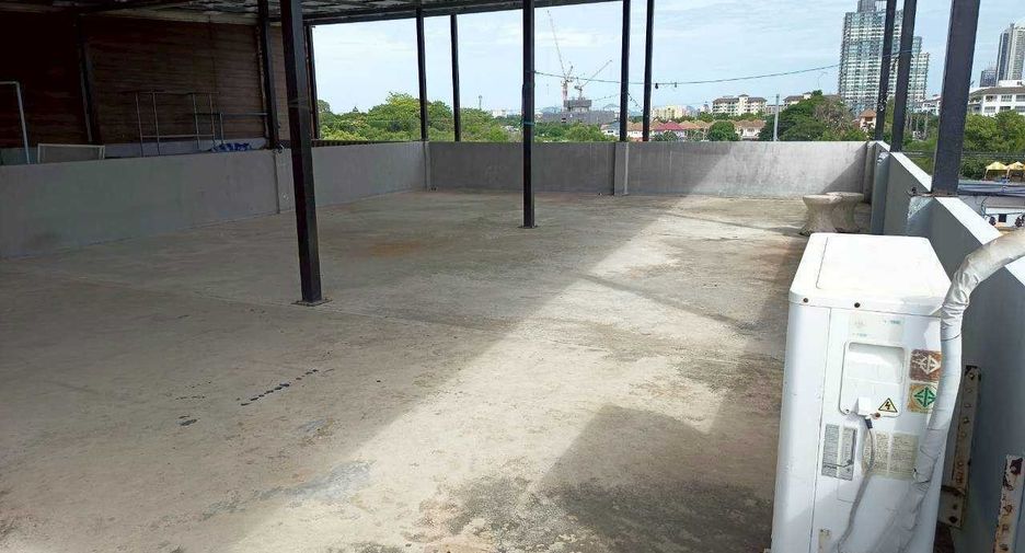 Local comercial en venta de 6 habitaciones en Jomtien, Pattaya