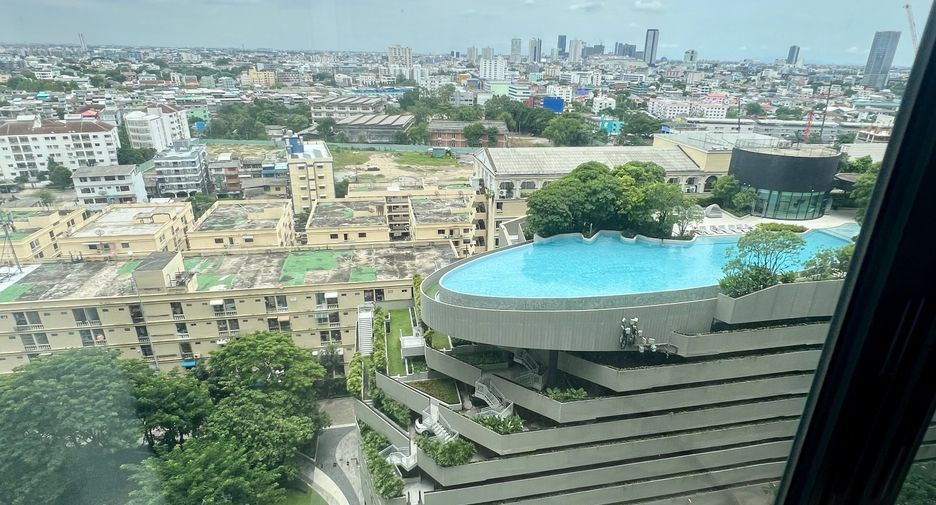Wohnung zum Kauf mit 1 Zimmer in Bang Na, Bangkok