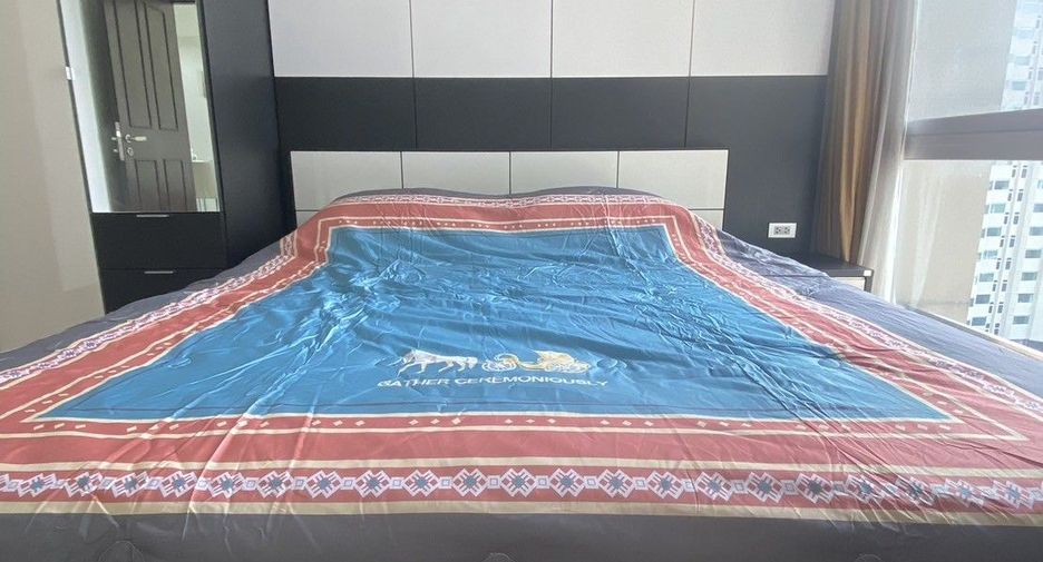 For rent 1 bed condo in Watthana, Bangkok
