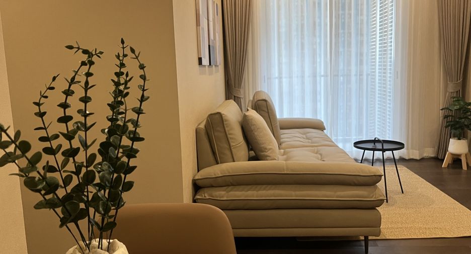 For rent 2 bedrooms condo in Chatuchak, Bangkok
