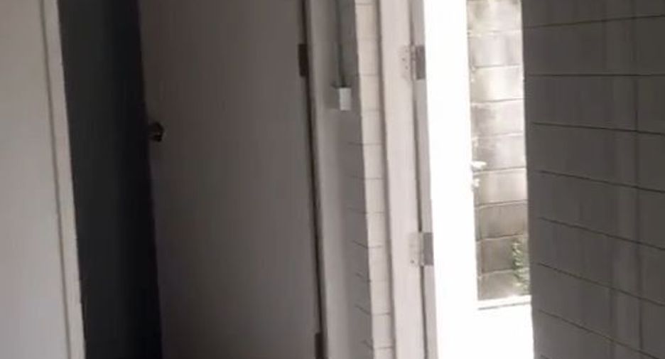 Casa en alquiler de 2 habitaciones en Wang Thonglang, Bangkok