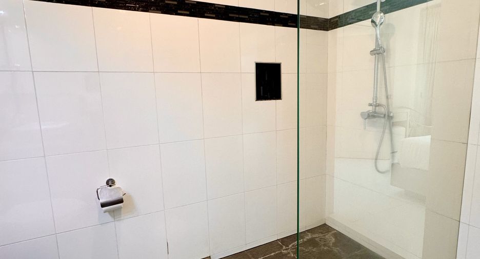 For rent 2 bedrooms villa in Mueang Phuket, Phuket