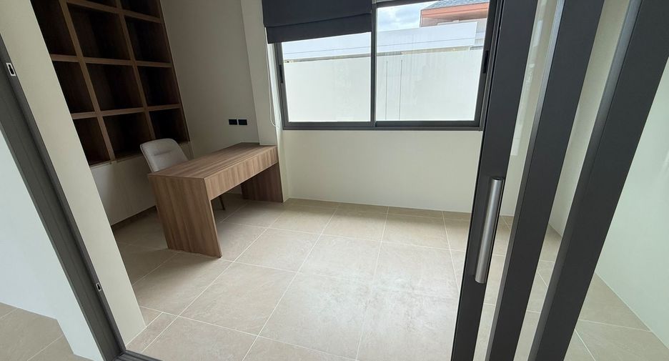 For rent 4 bedrooms villa in Thalang, Phuket