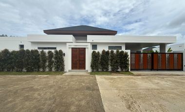 For rent 4 bedrooms villa in Thalang, Phuket