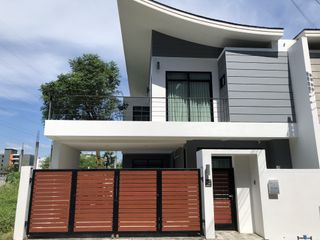 For rent 3 bedrooms townhouse in Kathu, Phuket