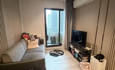 For sale 2 bedrooms condo in Huai Khwang, Bangkok
