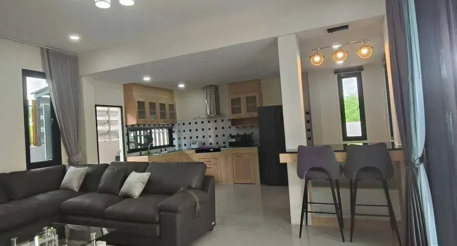 For rent 3 bedrooms villa in Hua Hin, Prachuap Khiri Khan