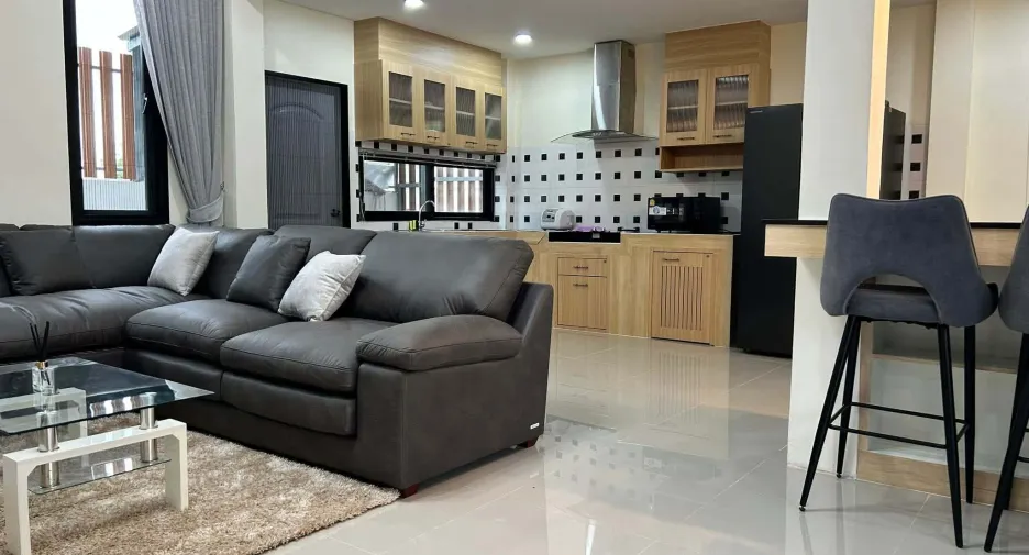For rent 3 bedrooms villa in Hua Hin, Prachuap Khiri Khan