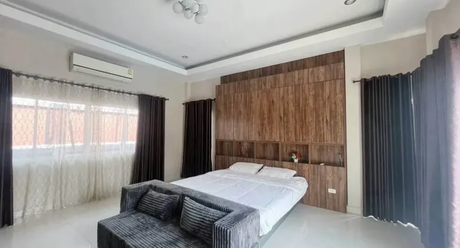 For sale and for rent 3 bedrooms villa in Huay Yai, Pattaya