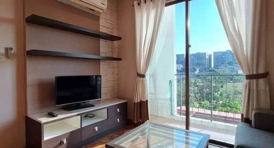 For rent 3 bedrooms house in Phra Khanong, Bangkok