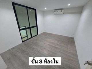 For rent 4 ベッドルーム house in Wang Thonglang, Bangkok