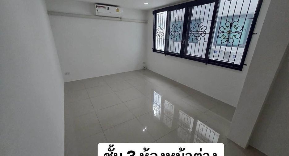 For rent 4 ベッドルーム house in Wang Thonglang, Bangkok