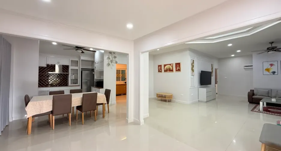 For rent 2 bedrooms house in Bang Lamung, Chonburi