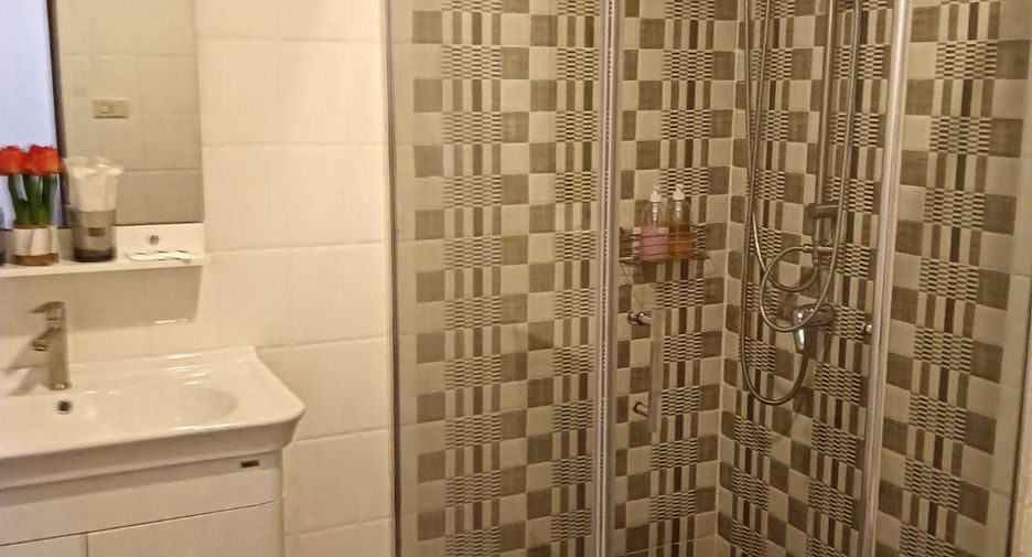 For sale 3 bedrooms condo in Jomtien, Pattaya