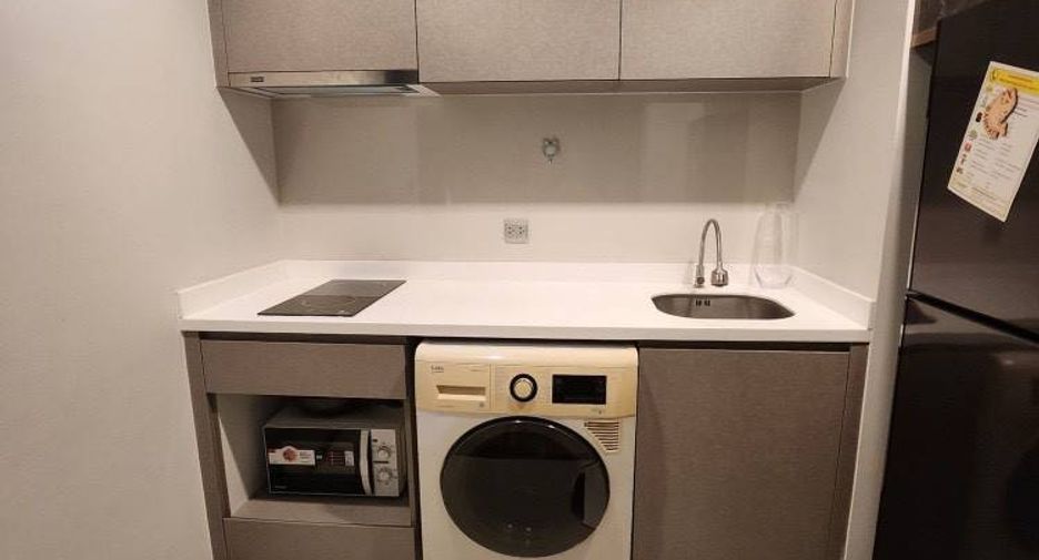 For rent and for sale 1 bed condo in Huai Khwang, Bangkok