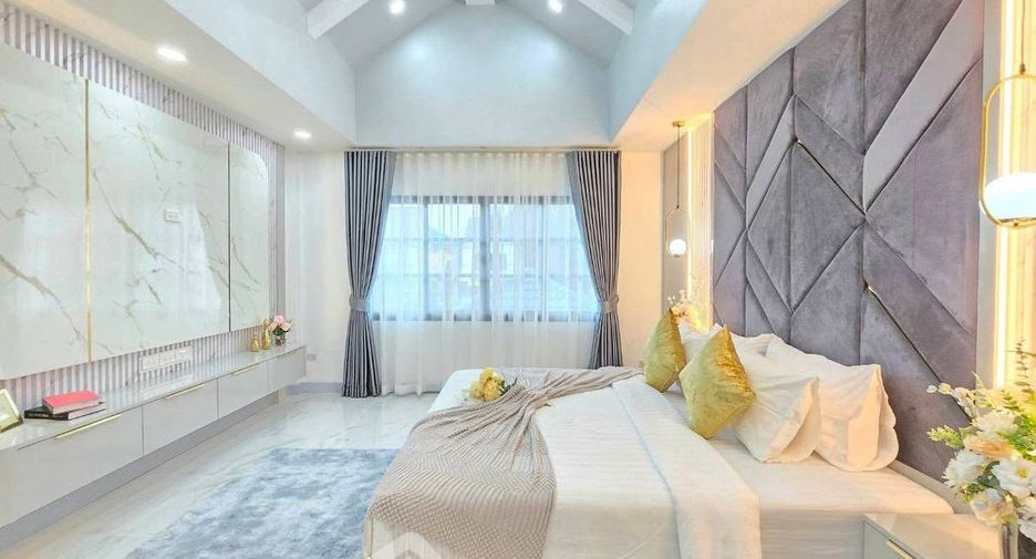 For sale 4 bedrooms condo in Bang Lamung, Chonburi