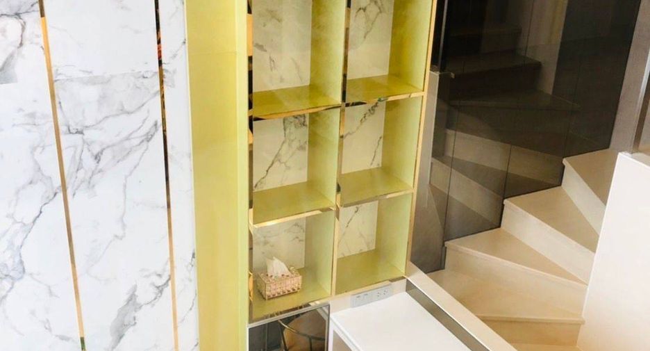 For rent 2 bedrooms condo in Sathon, Bangkok