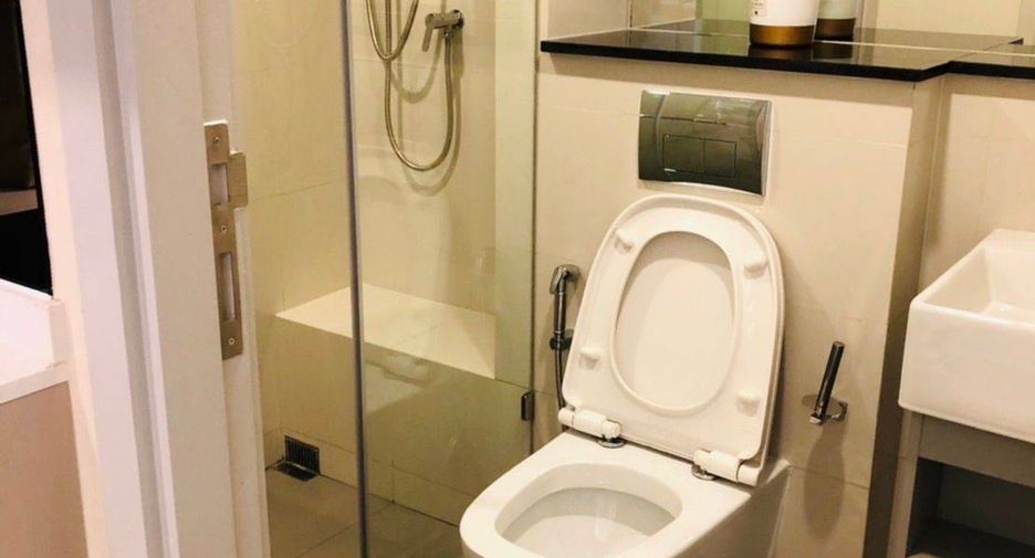 For rent 2 bedrooms condo in Sathon, Bangkok