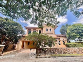 For rent 3 ベッドルーム house in Huay Yai, Pattaya