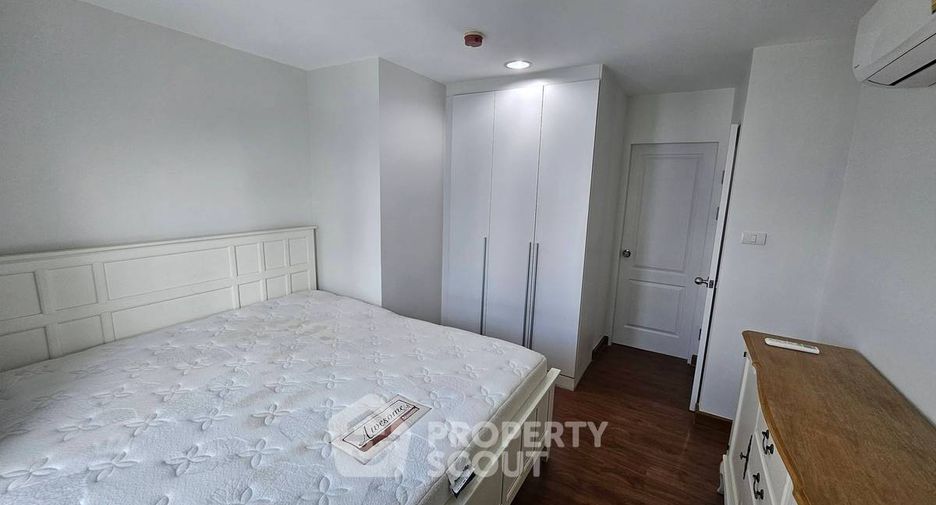 For rent 2 ベッドルーム condo in Huai Khwang, Bangkok