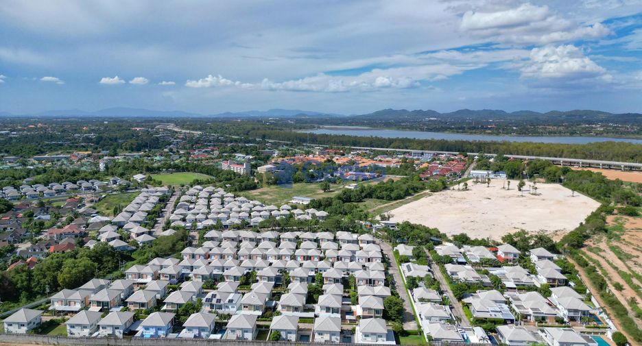 Casa en venta de 3 habitaciones en Bang Lamung, Chonburi