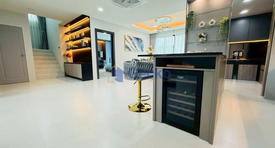 Haus zur Miete mit 5 Zimmer in Jomtien, Pattaya