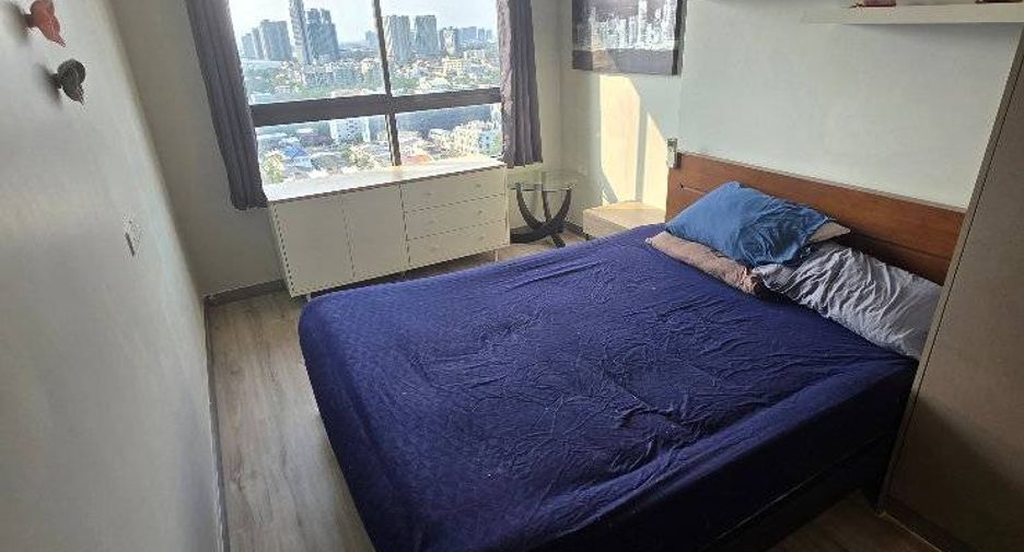 Condo en alquiler de 2 habitaciones en Phra Khanong, Bangkok