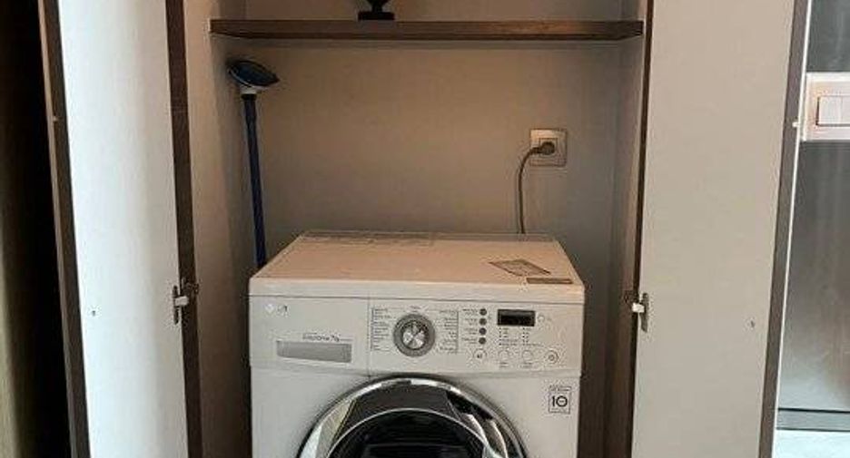 Condo en alquiler de 1 habitaciones en Khlong Toei, Bangkok