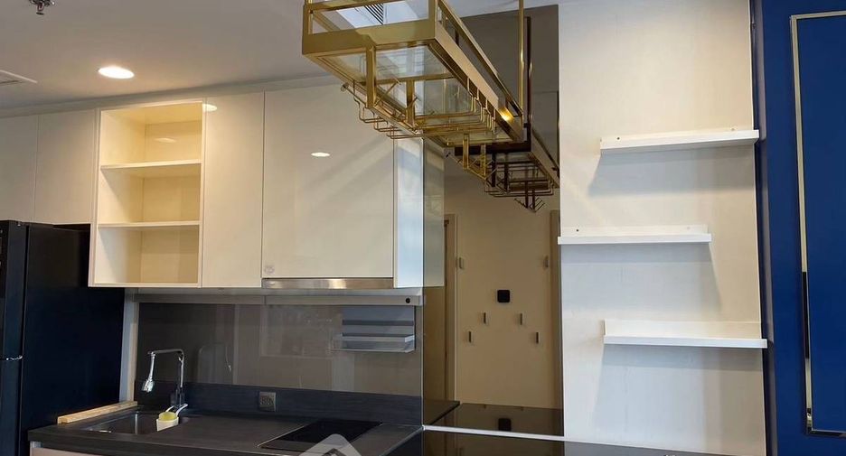 For rent 1 bed condo in Khlong Toei, Bangkok