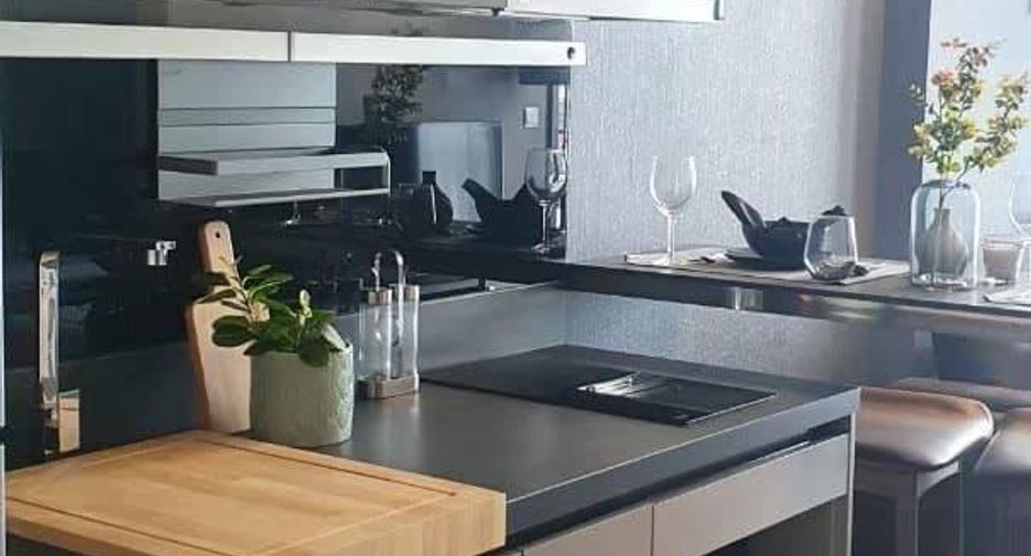 For rent 1 bed condo in Khlong Toei, Bangkok