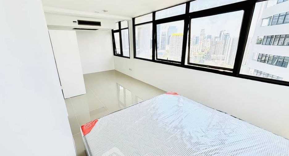 Condo en alquiler de 2 habitaciones en Watthana, Bangkok